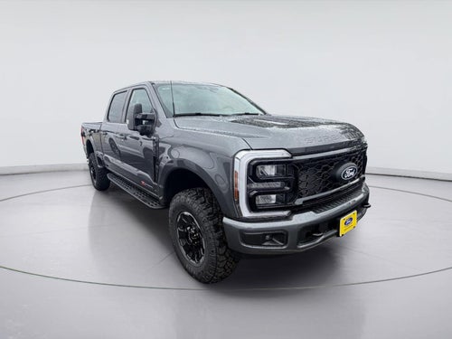 2027 Ford Super Duty F-250 SRW XLT