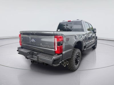 2027 Ford Super Duty F-250 SRW XLT