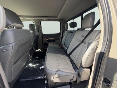 2027 Ford Super Duty F-250 SRW Platinum