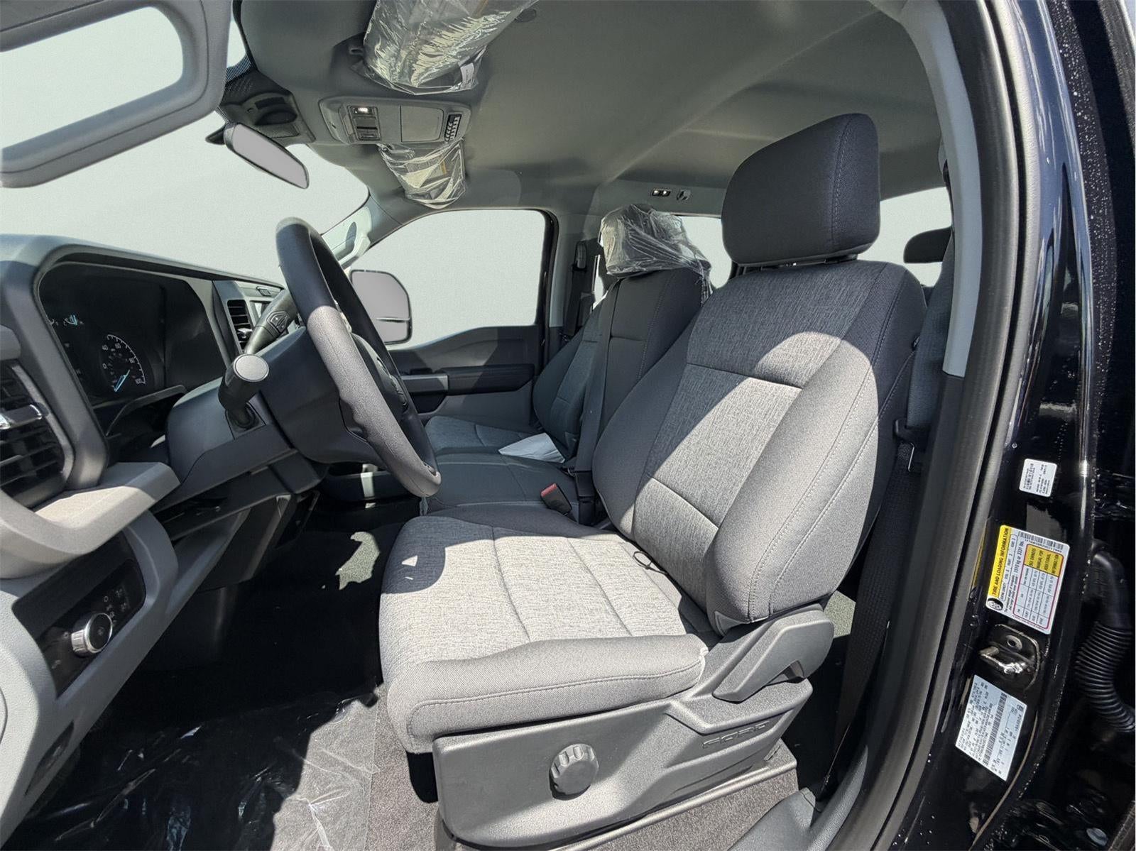 2027 Ford Super Duty F-250 SRW XL