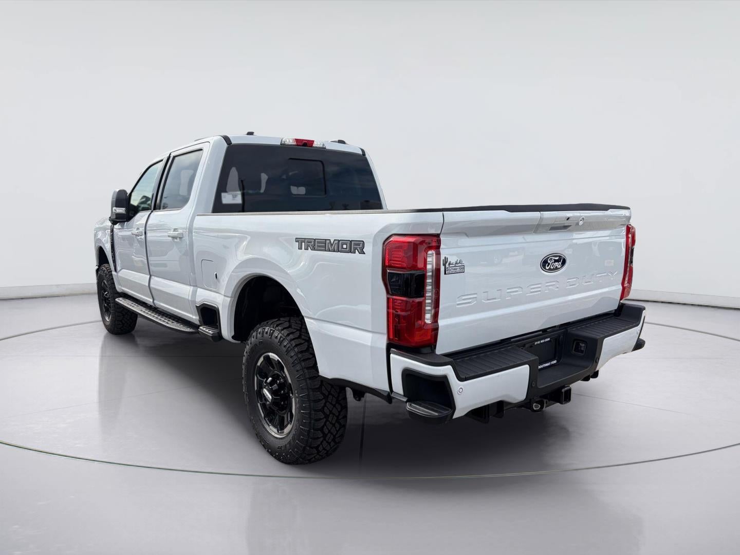 2027 Ford Super Duty F-250 SRW XLT