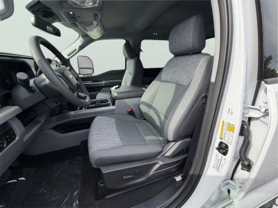 2027 Ford Super Duty F-250 SRW XLT
