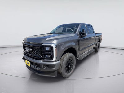 2027 Ford Super Duty F-250 XLT