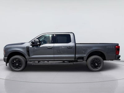 2027 Ford Super Duty F-250 XLT
