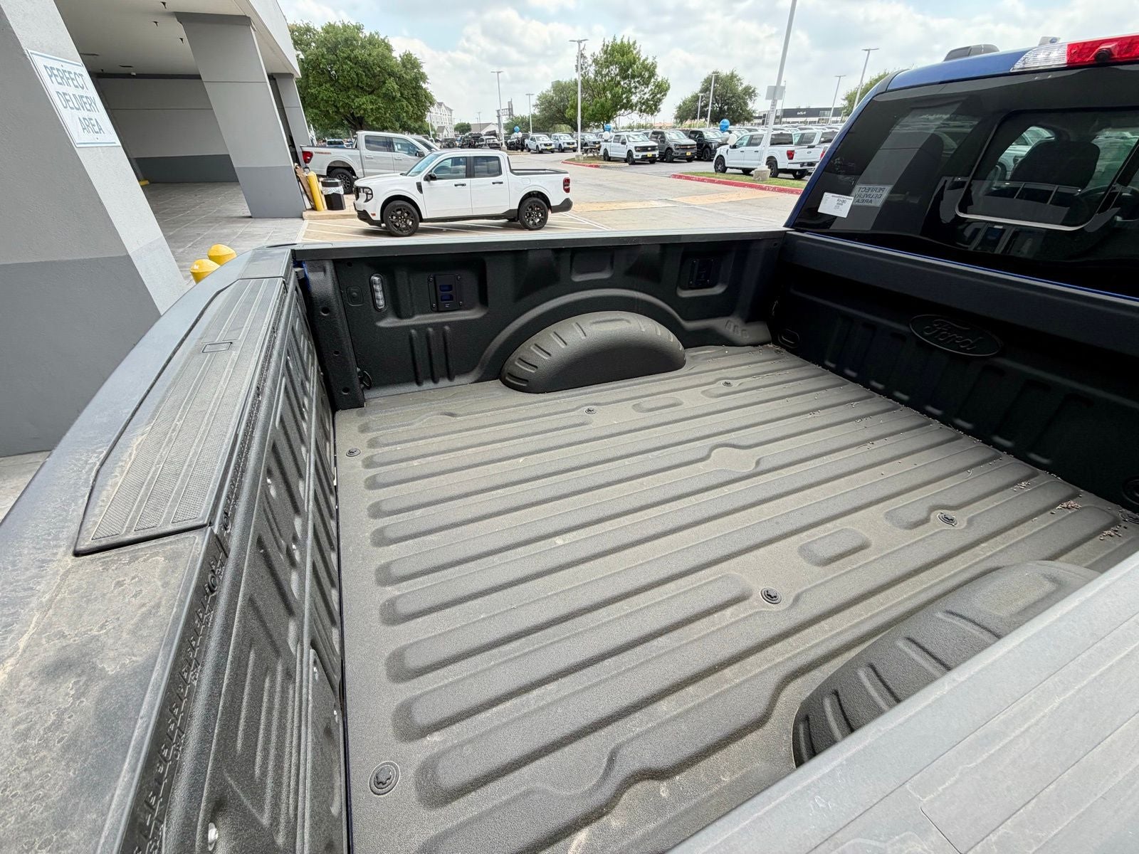2026 Ford F-250SD XLT Off Road 37