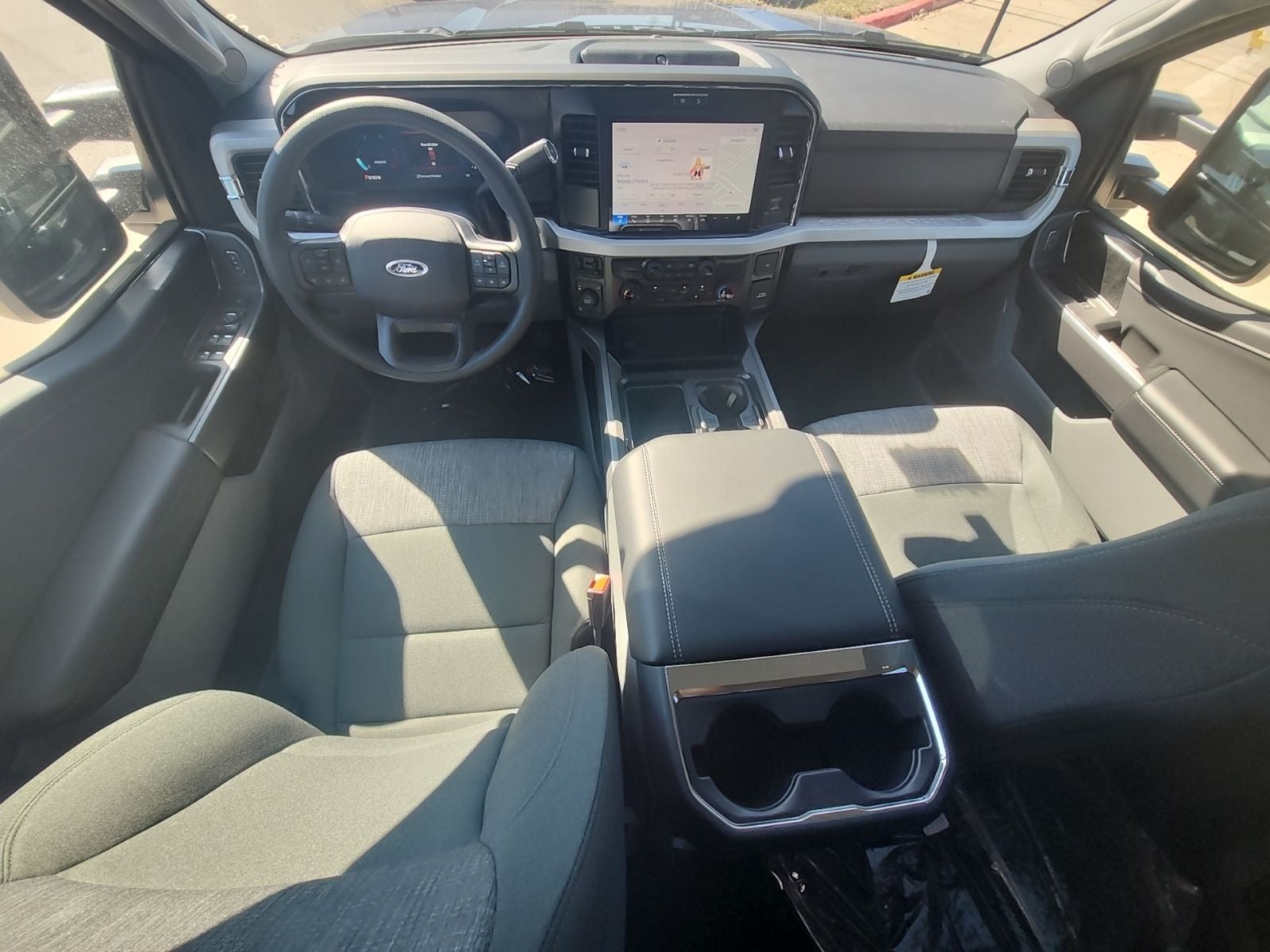2026 Ford F-250SD XLT Off Road 37