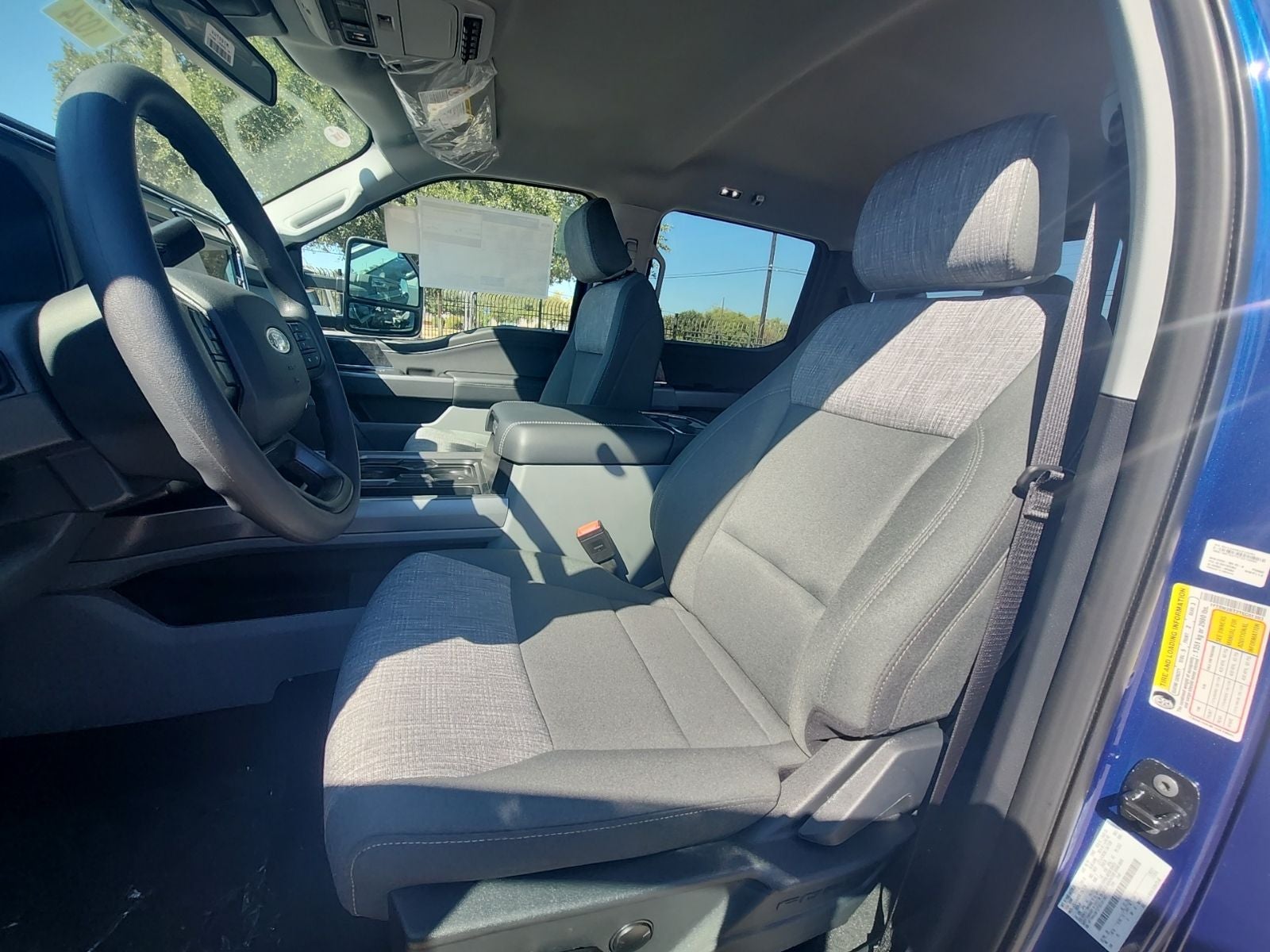 2026 Ford F-250SD XLT Off Road 37