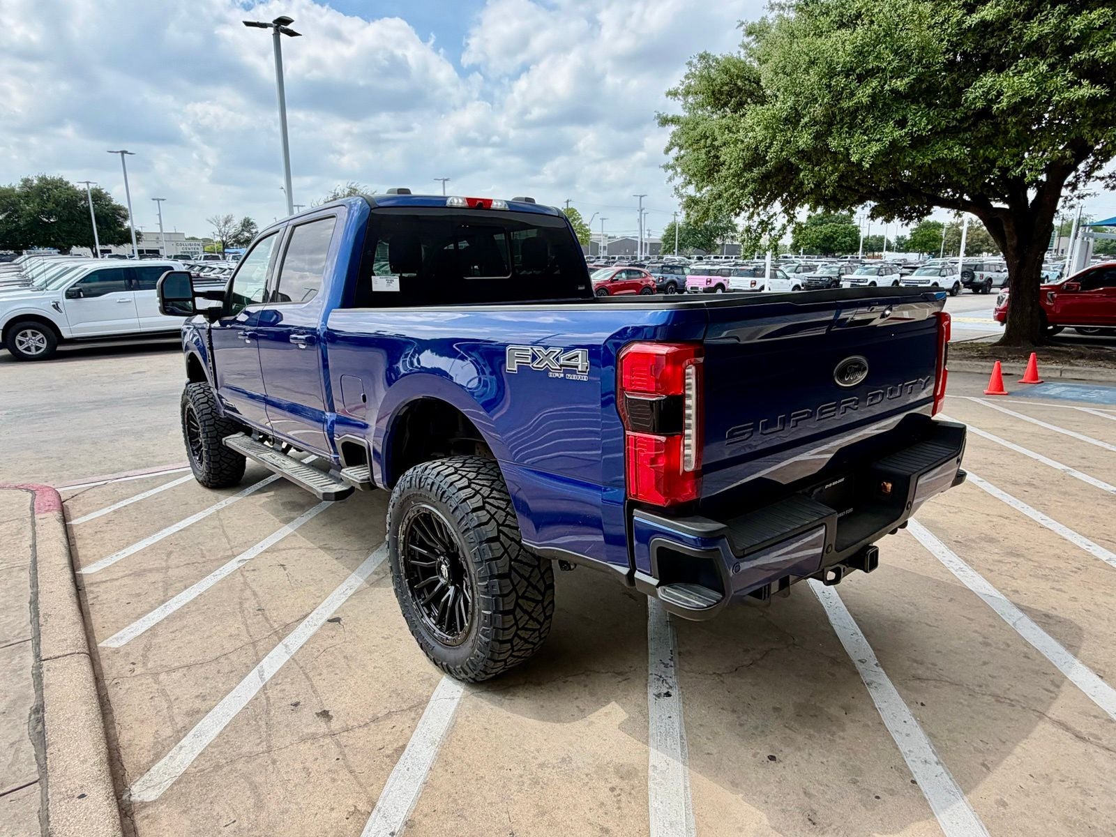 2026 Ford F-250SD XLT Off Road 37
