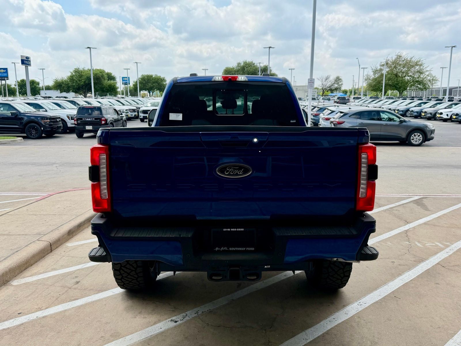 2026 Ford F-250SD XLT Off Road 37