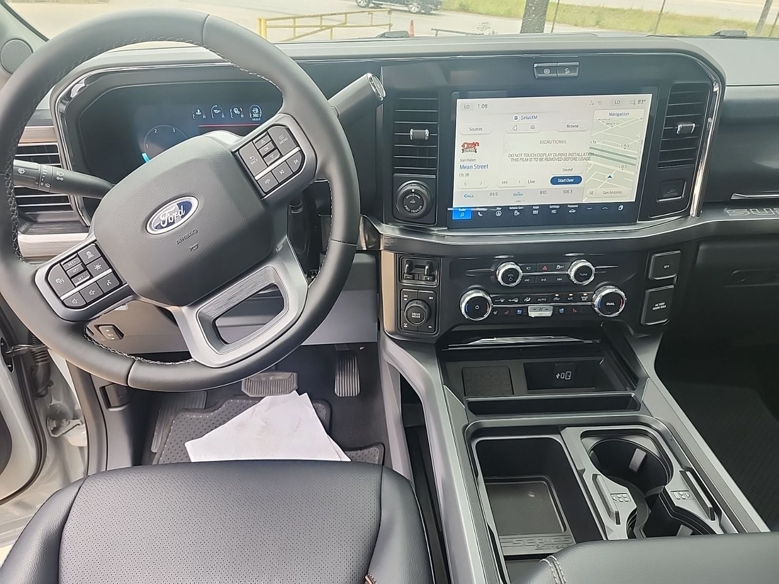 2026 Ford F-250SD Lariat Off Road 37