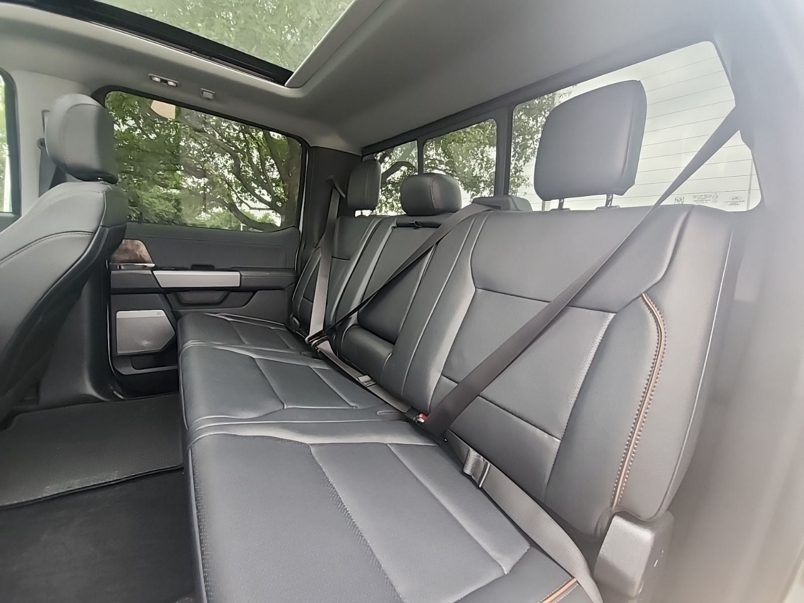 2026 Ford F-250SD Lariat Off Road 37