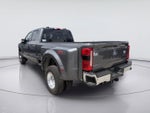 2027 Ford Super Duty F-350 DRW Lariat