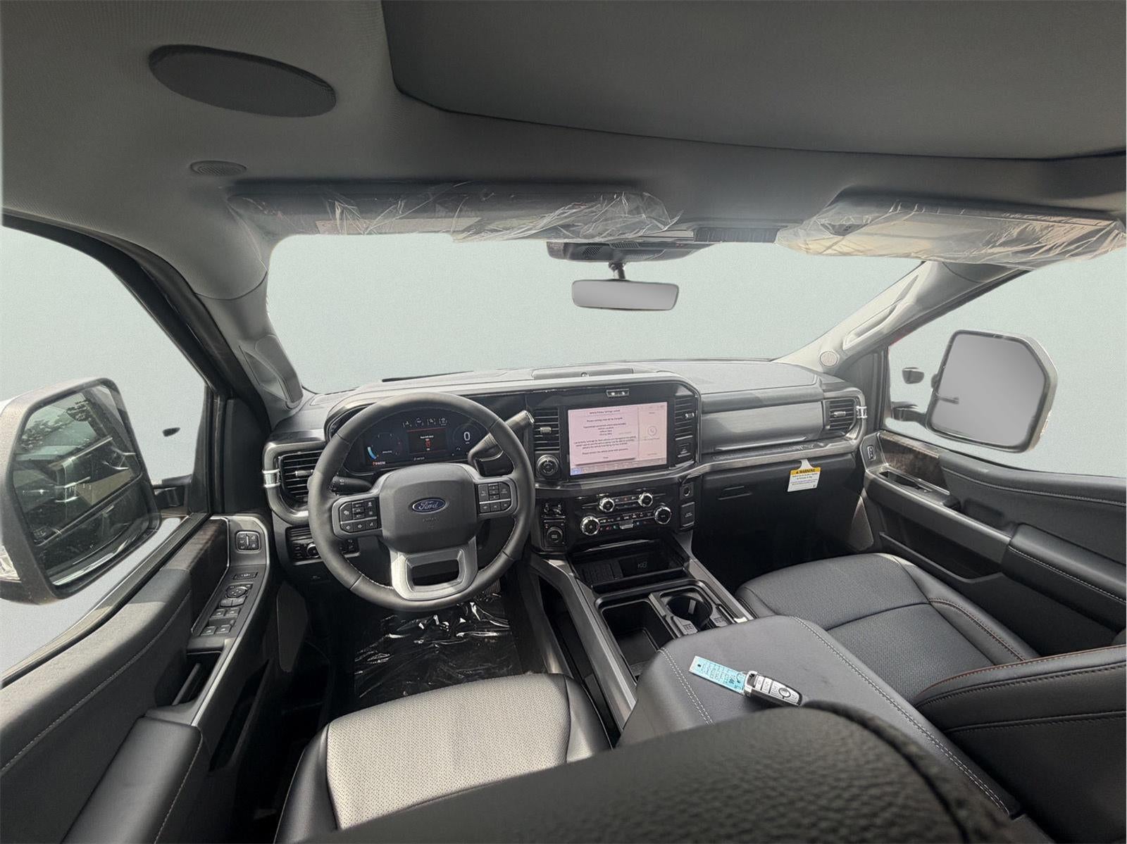 2027 Ford Super Duty F-350 DRW Lariat