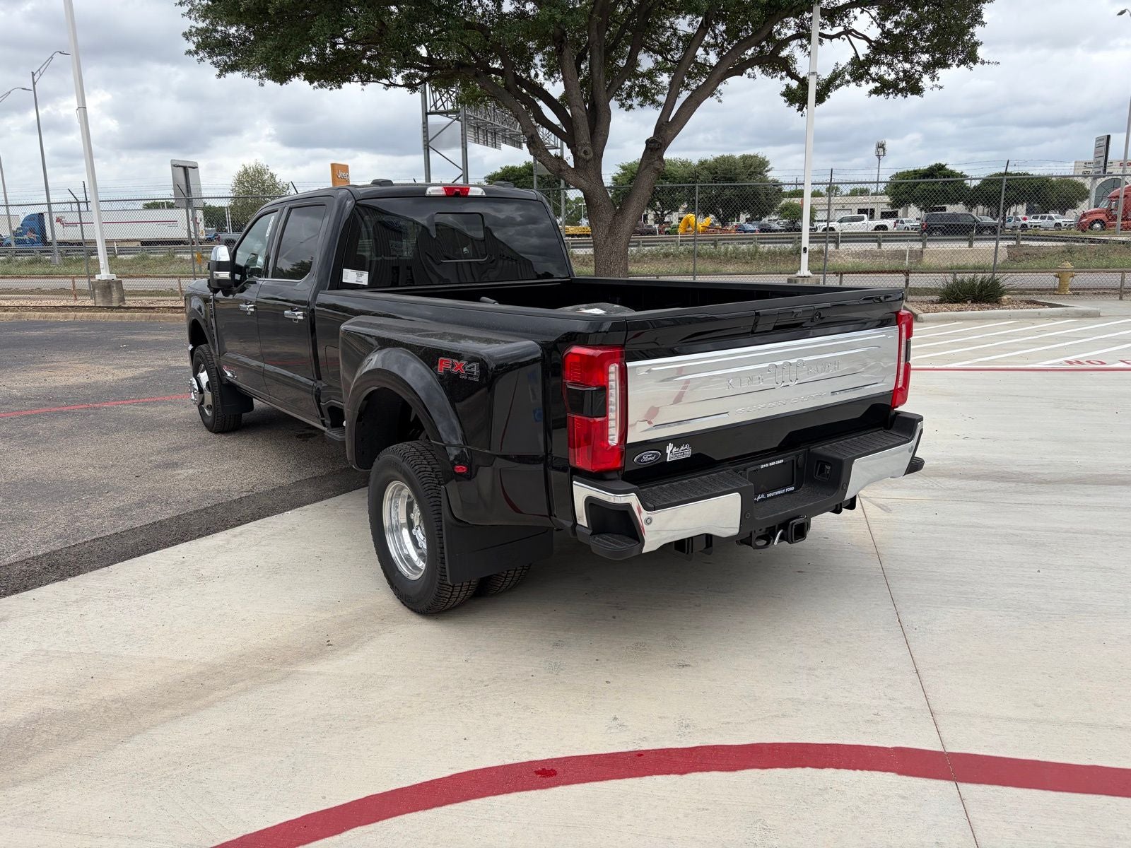 2026 Ford F-350SD King Ranch DRW