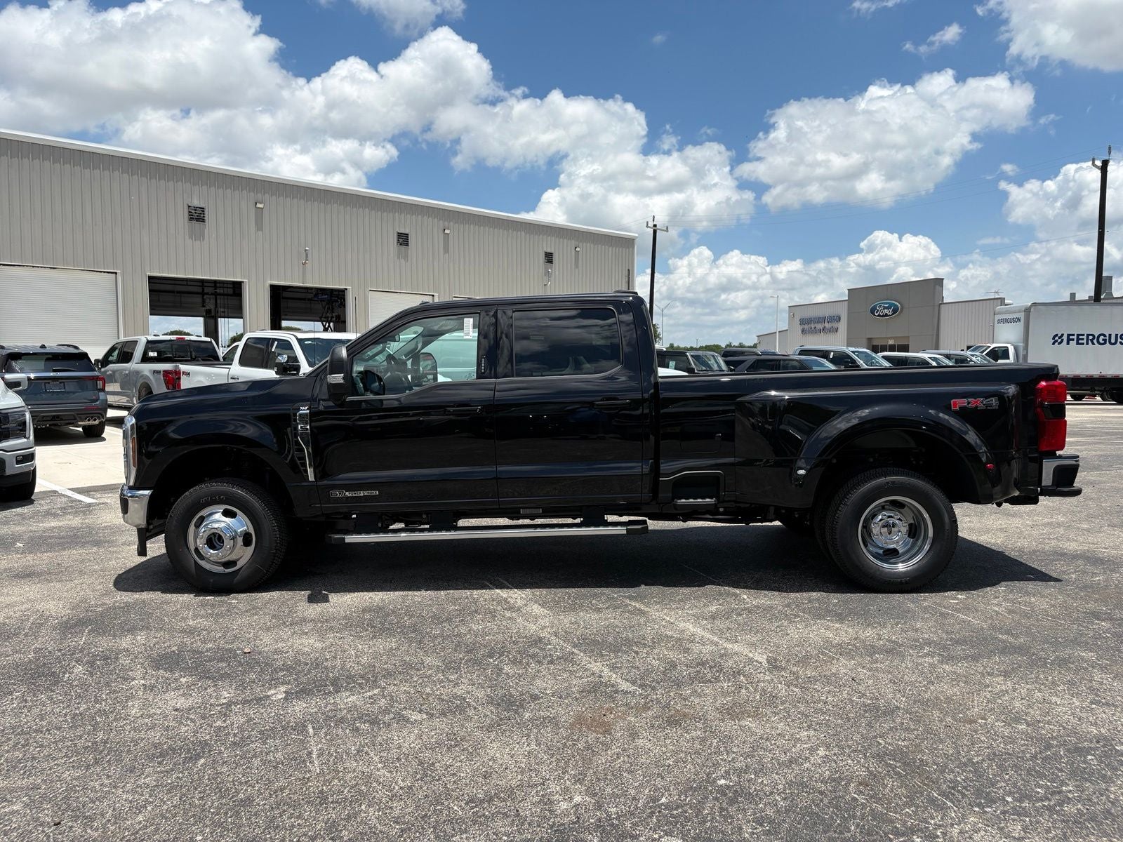 2026 Ford F-350SD XLT DRW