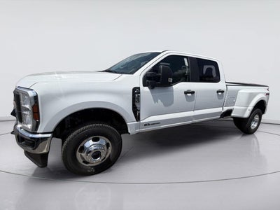2026 Ford Super Duty F-350 DRW XL