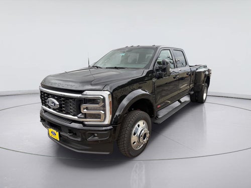 2027 Ford Super Duty F-450 DRW Platinum
