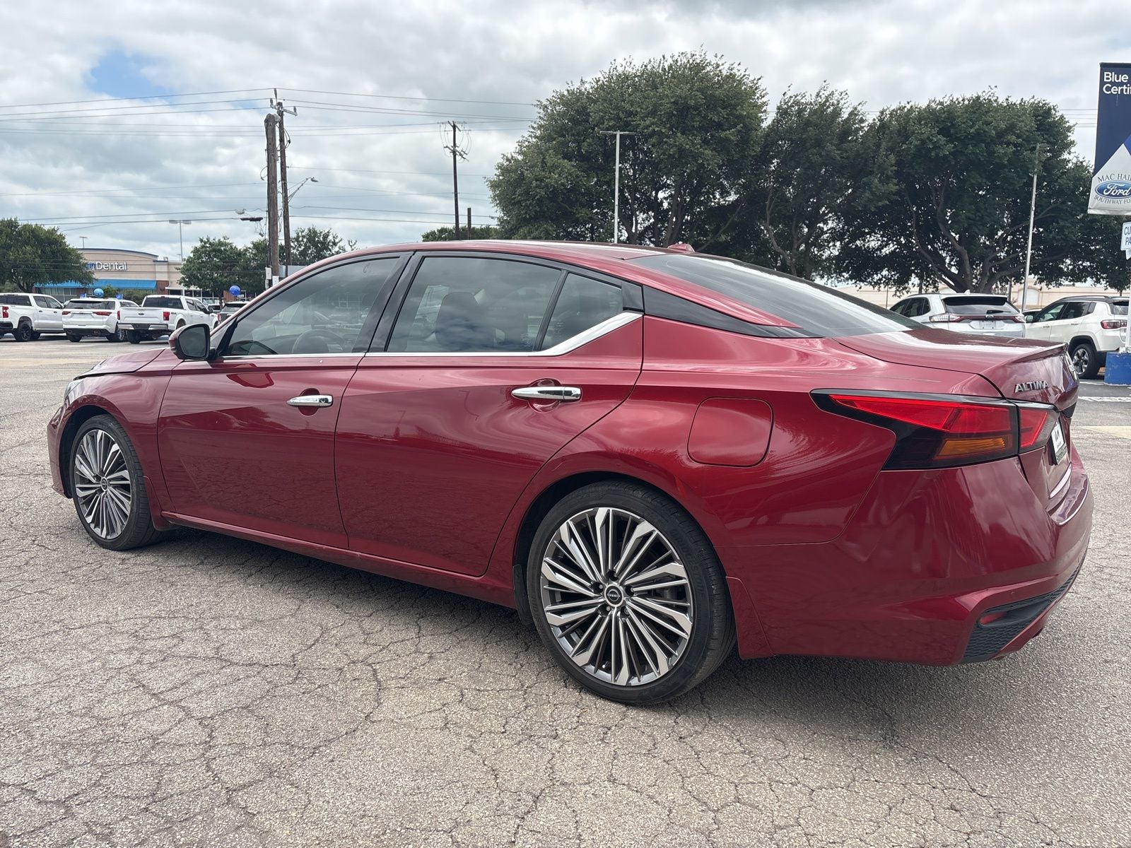 2024 Nissan Altima 2.5 SL