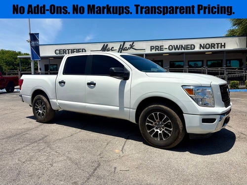 2022 Nissan Titan SV