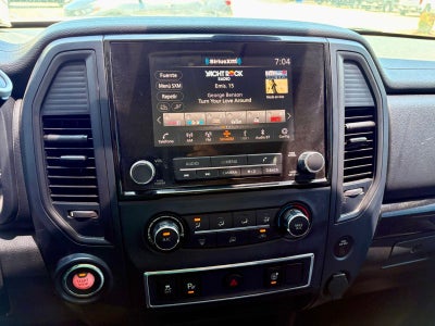 2022 Nissan Titan SV