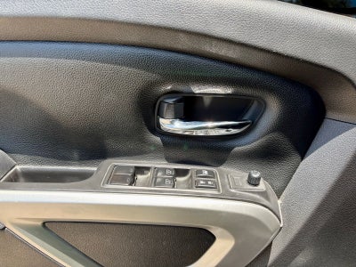 2022 Nissan Titan SV