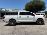 2022 Nissan Titan SV