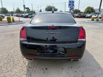 2022 Chrysler 300 S