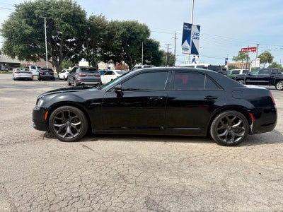 2022 Chrysler 300 S