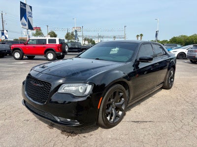 2022 Chrysler 300 S