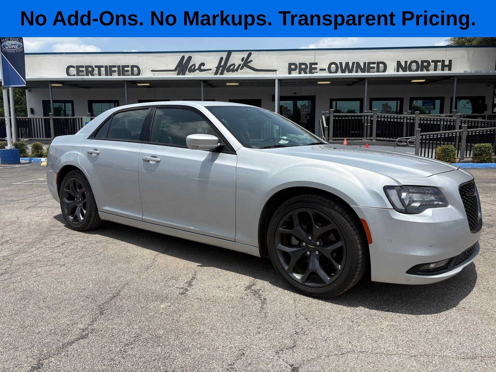 2023 Chrysler 300 S