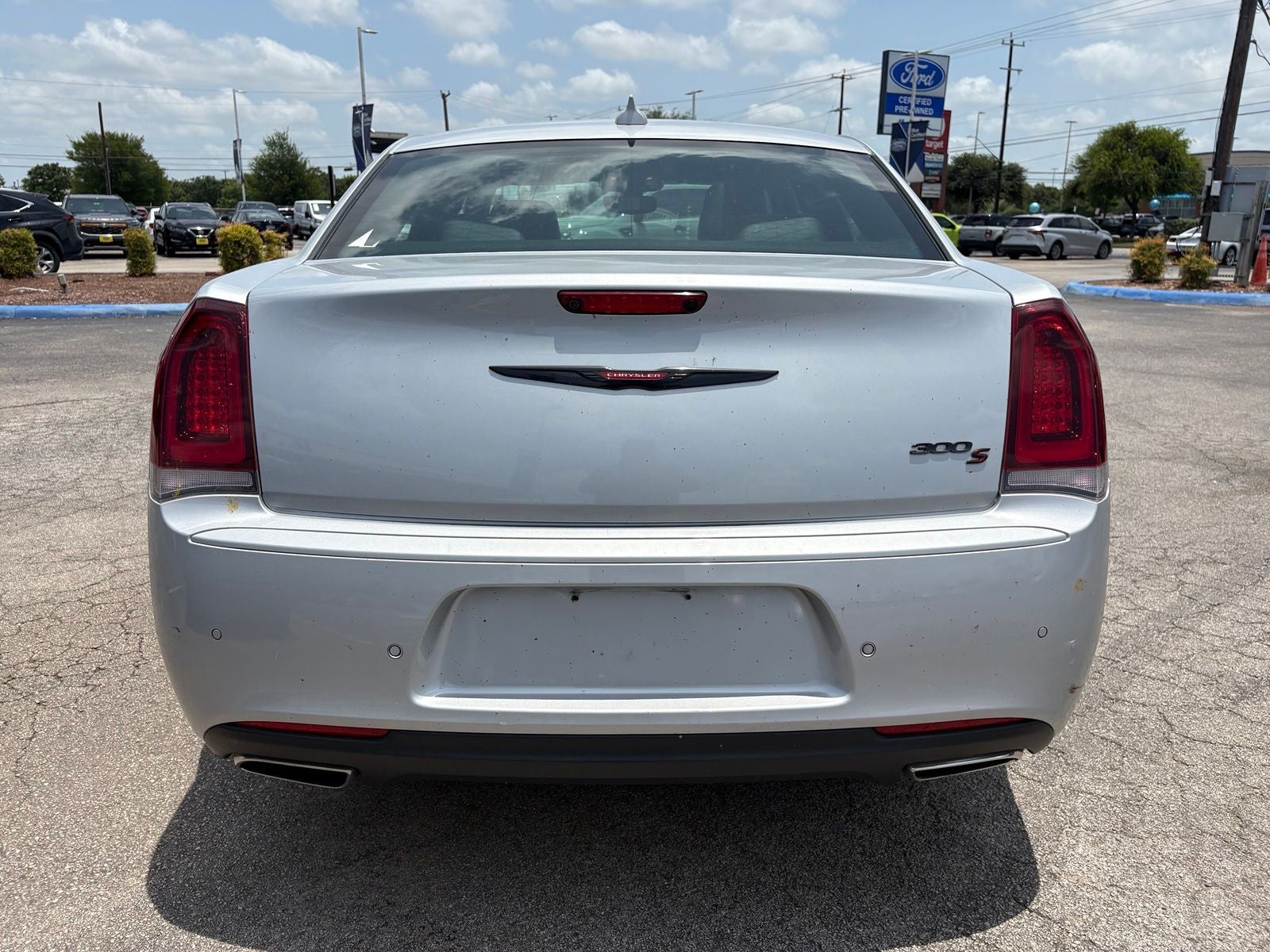 2023 Chrysler 300 S