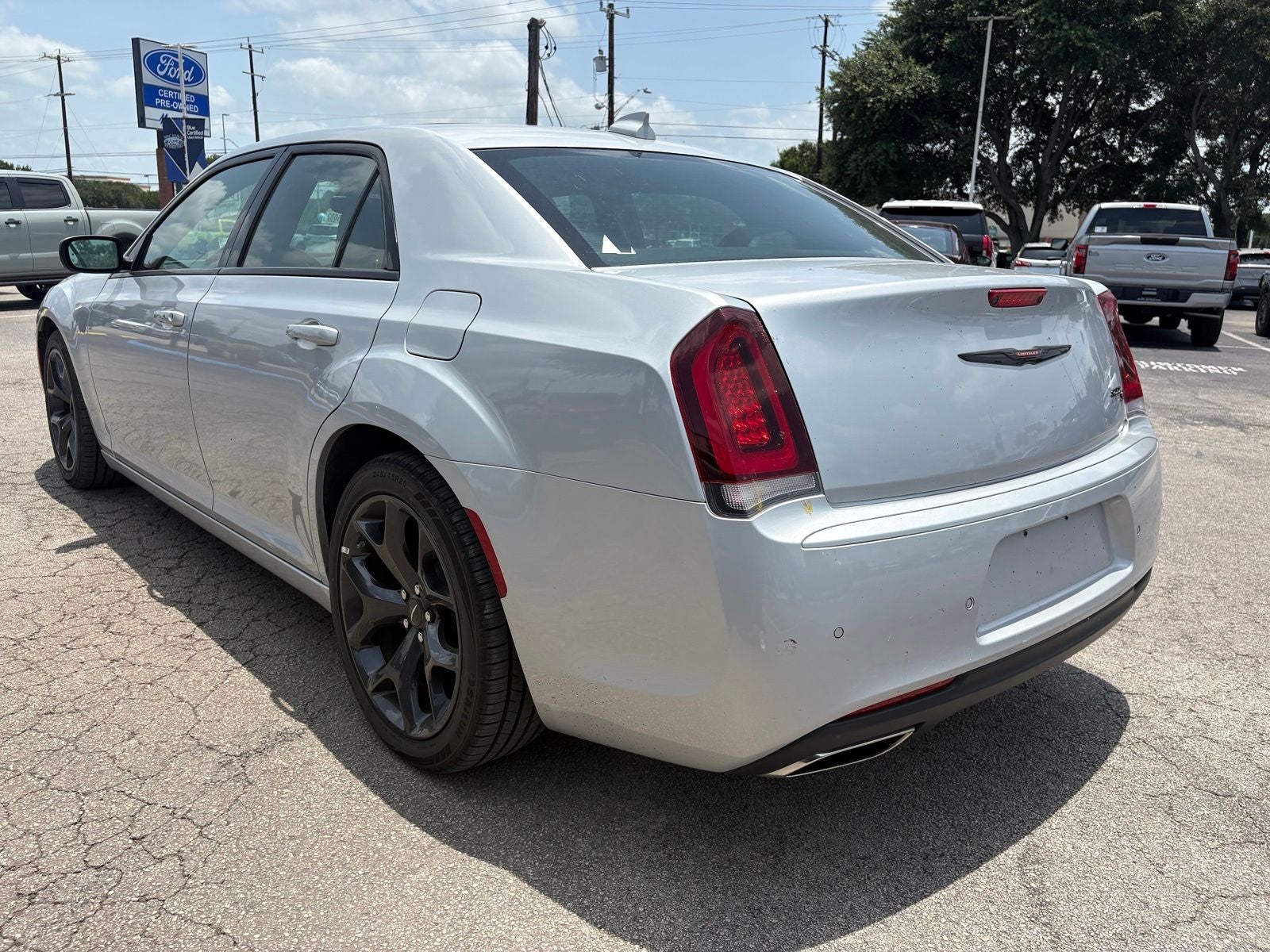 2023 Chrysler 300 S