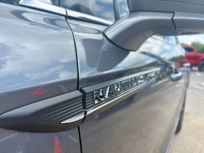 2022 Lincoln Nautilus Standard