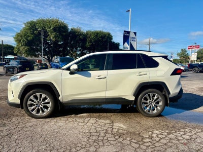 2022 Toyota RAV4 XLE Premium