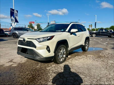2022 Toyota RAV4 XLE Premium