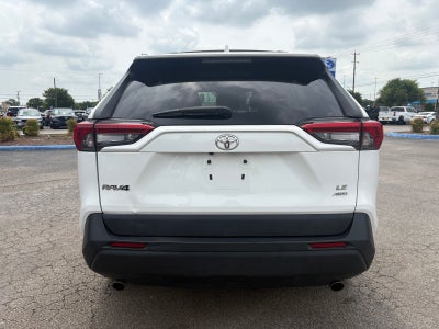 2020 Toyota RAV4 LE