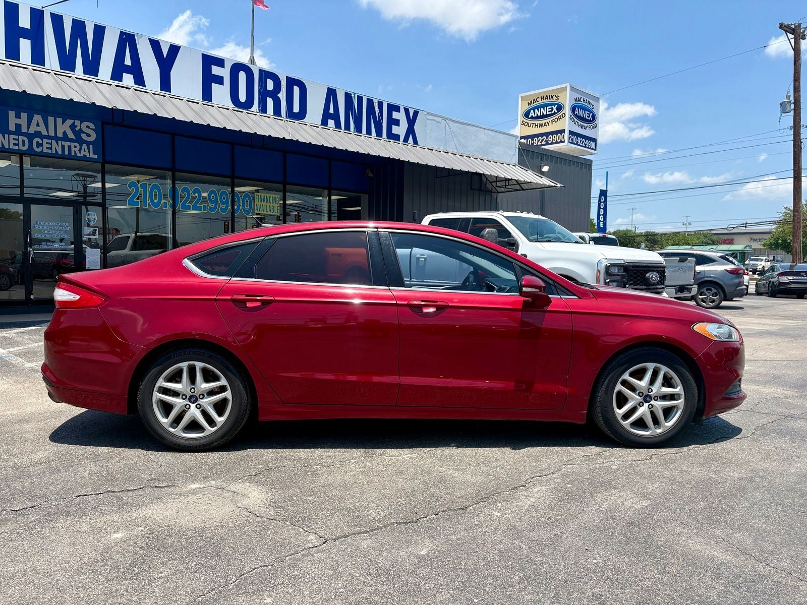 2016 Ford Fusion SE