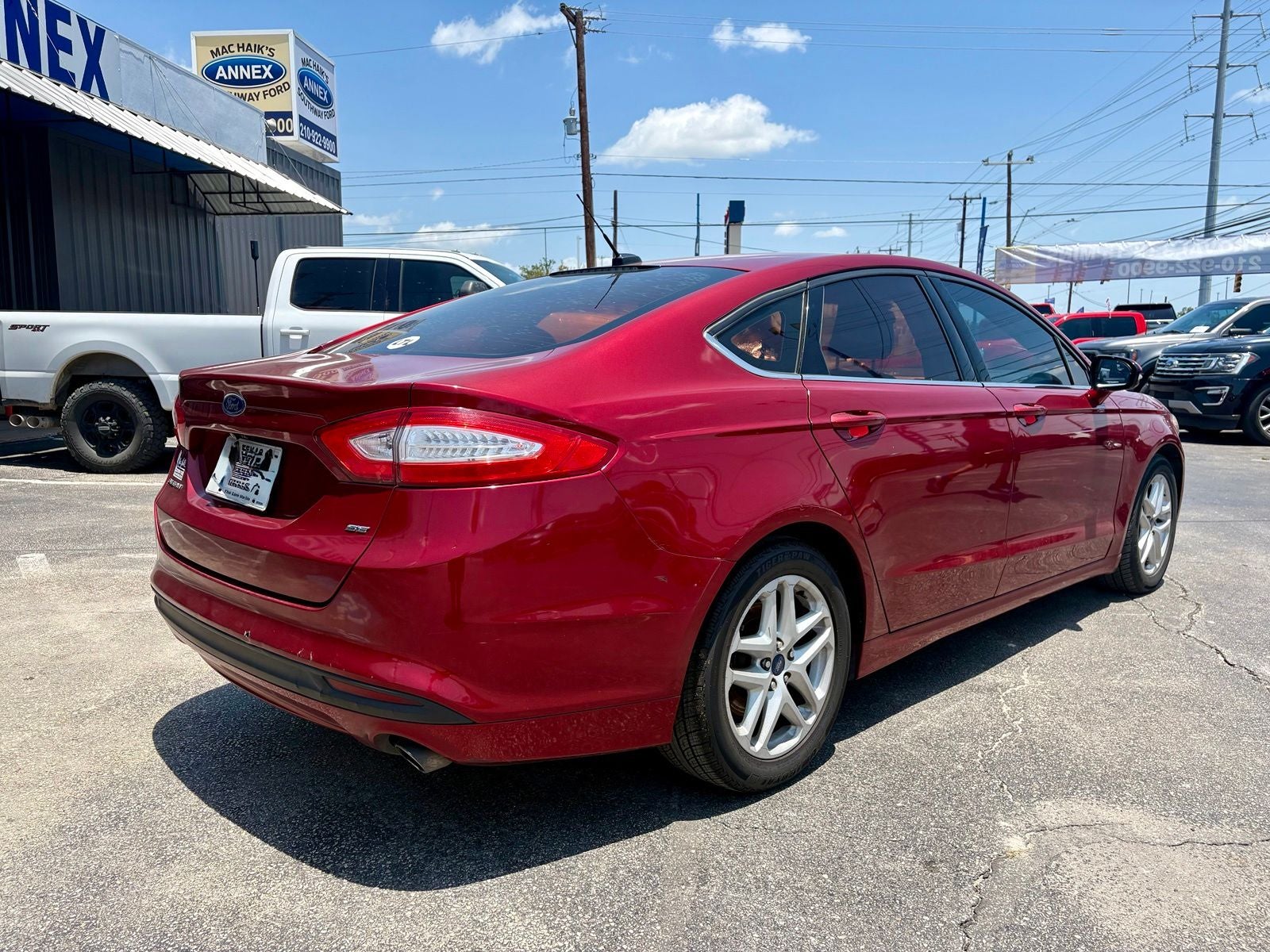 2016 Ford Fusion SE