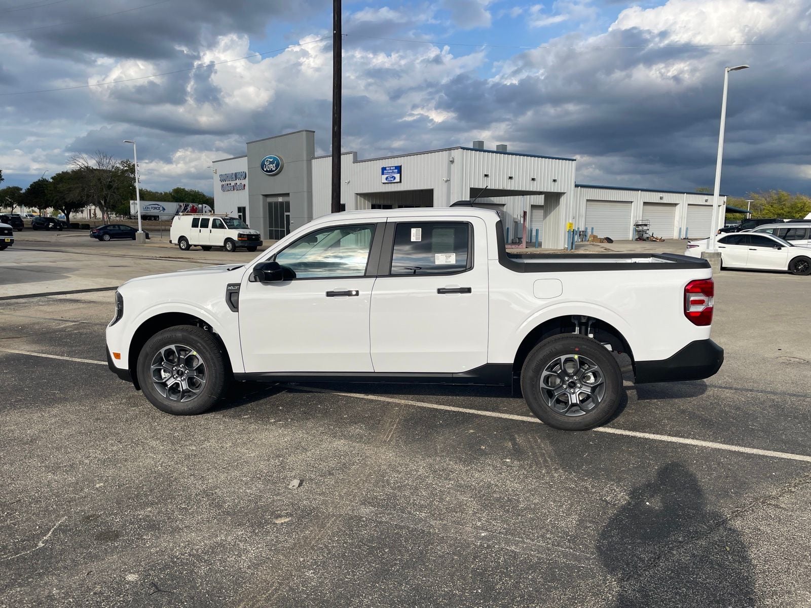 2025 Ford Maverick XLT