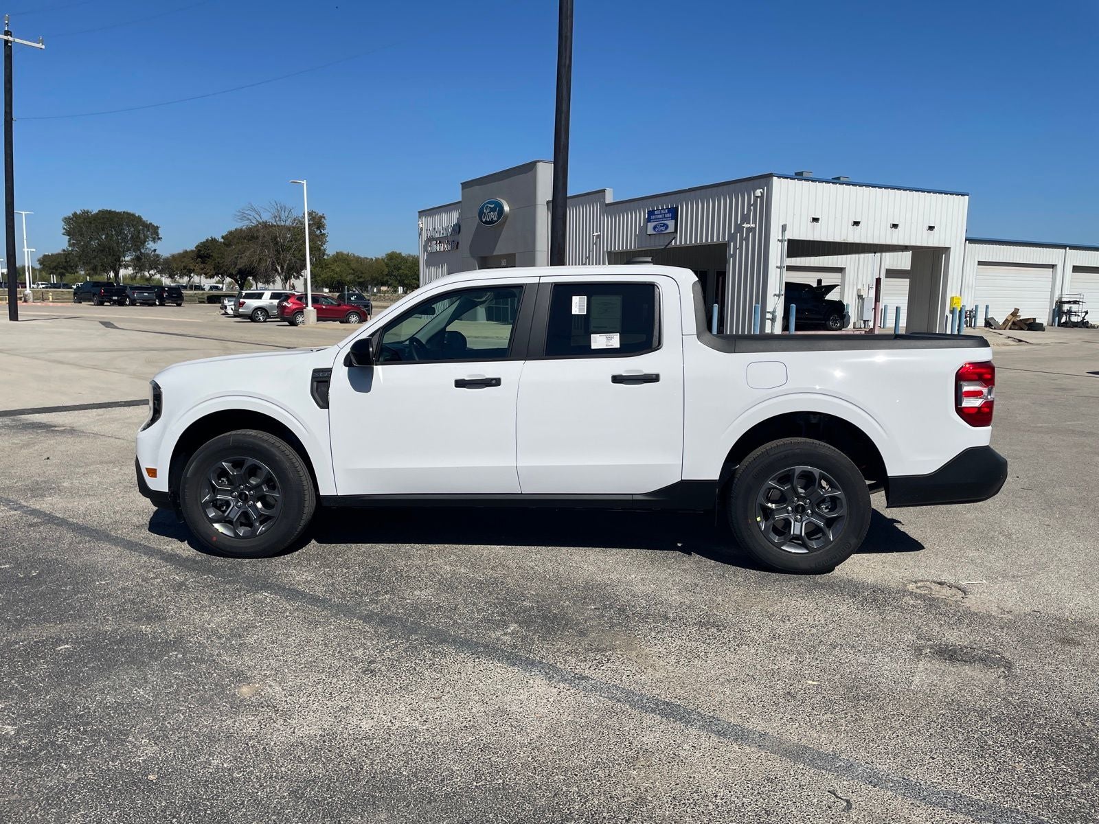 2025 Ford Maverick XLT