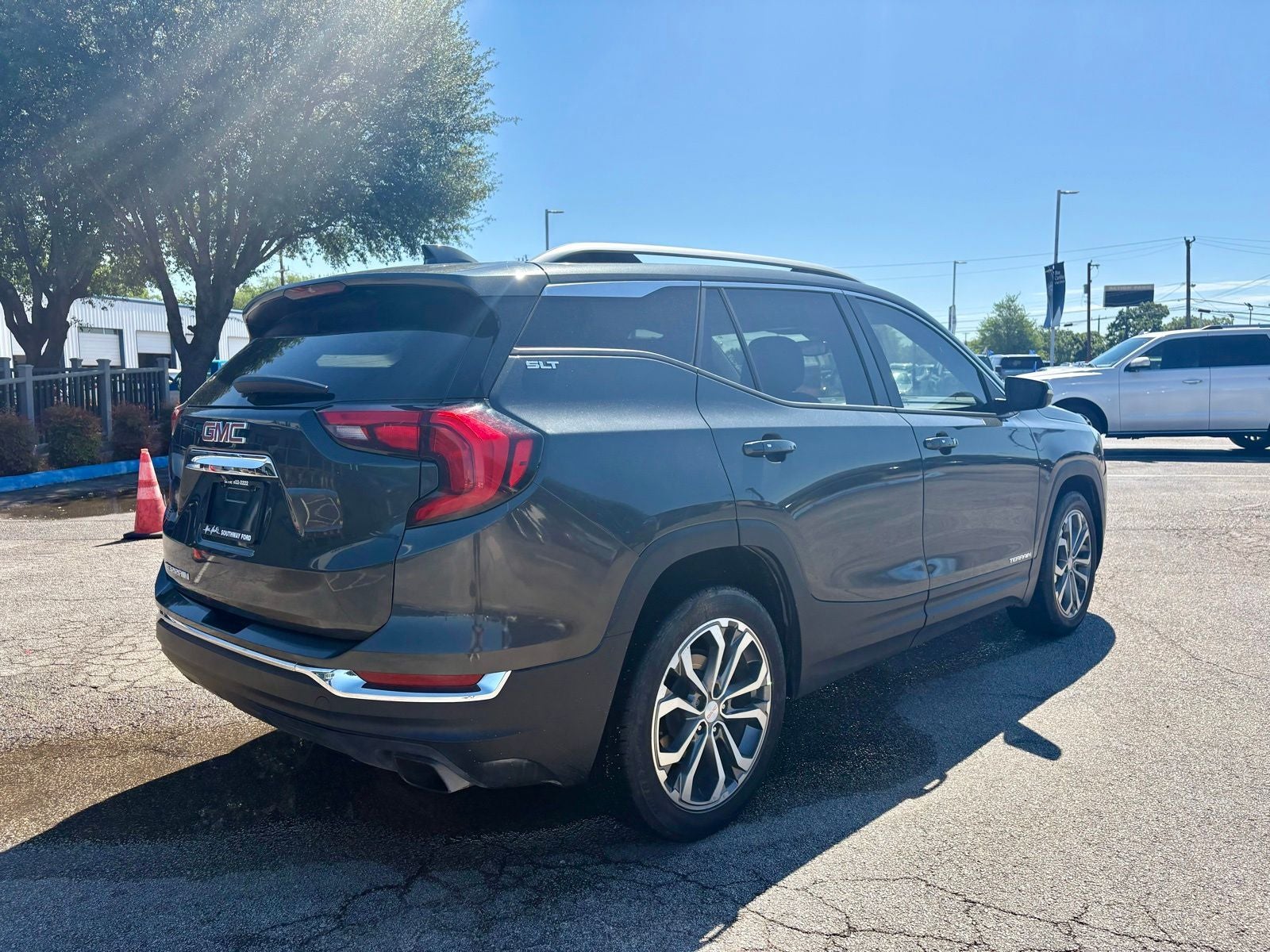 2020 GMC Terrain SLT
