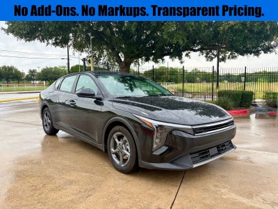 2025 Kia K4 LXS