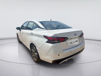2022 Nissan Versa SV