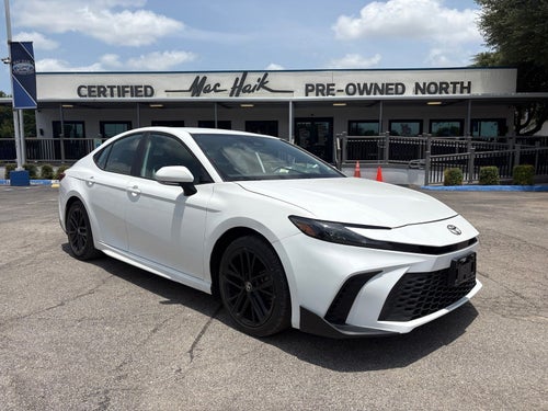 2025 Toyota Camry SE