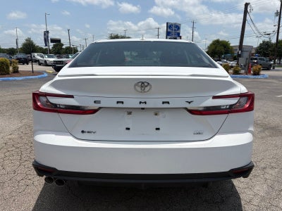 2025 Toyota Camry SE