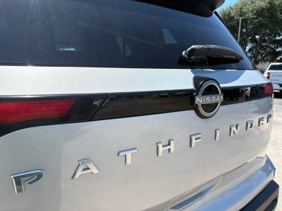2023 Nissan Pathfinder S