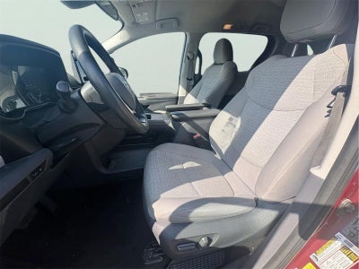 2021 Toyota Sienna LE