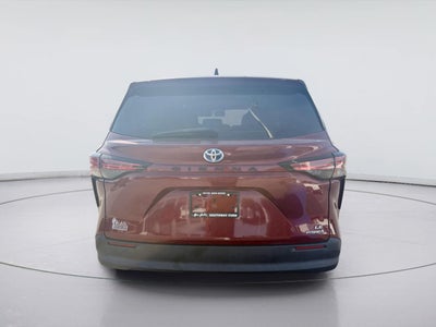 2021 Toyota Sienna LE