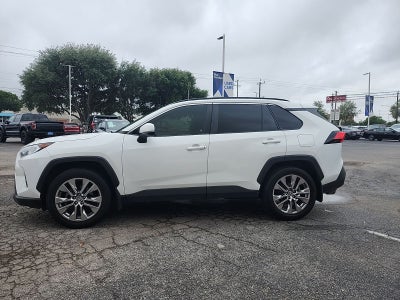 2020 Toyota RAV4 XLE Premium