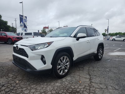 2020 Toyota RAV4 XLE Premium